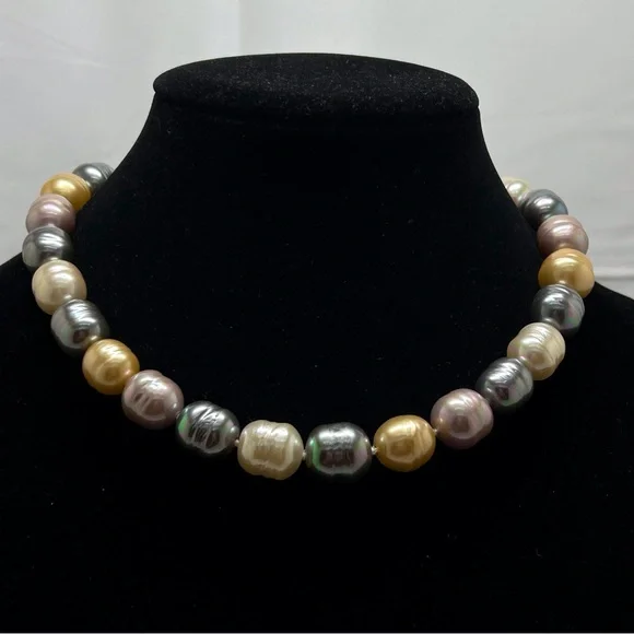 Majorica, Agora Multicolored Pearl Necklace - Picture 6 of 6